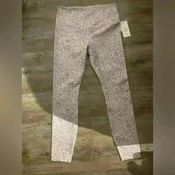 🌸NWT JUSTFAB Ladies Leggings - sz XL - Picture 1 of 3